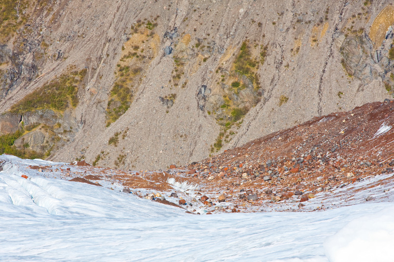 The Chromatic Moraine